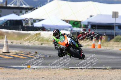 media/Apr-13-2024-SoCal Trackdays (Sat) [[f1617382bd]]/7-Turn 2 (1125am)/